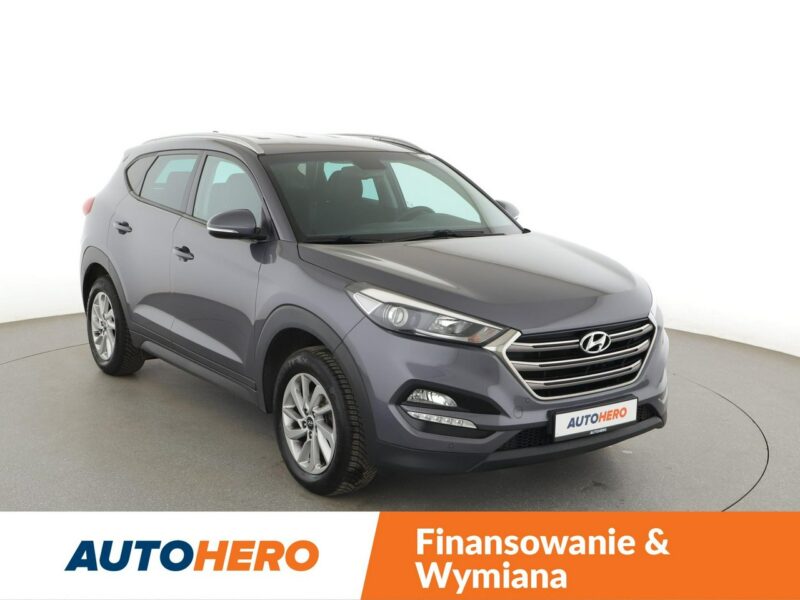 Hyundai Tucson navi klima auto grzane fotele i kierownica navi kamera i czujniki park III (2015-2020)
