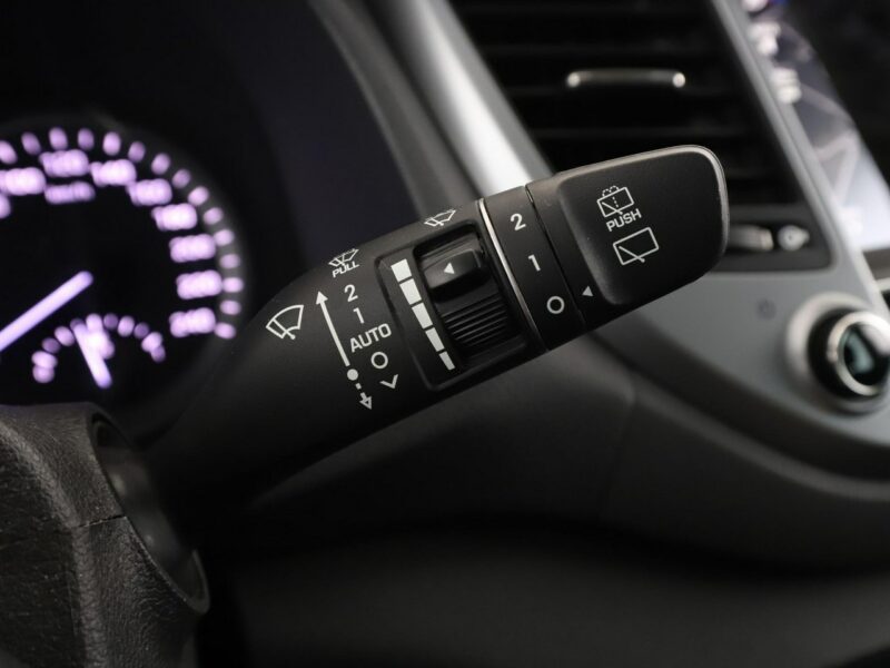 Hyundai Tucson navi klima auto grzane fotele i kierownica navi kamera i czujniki park III (2015-2020)