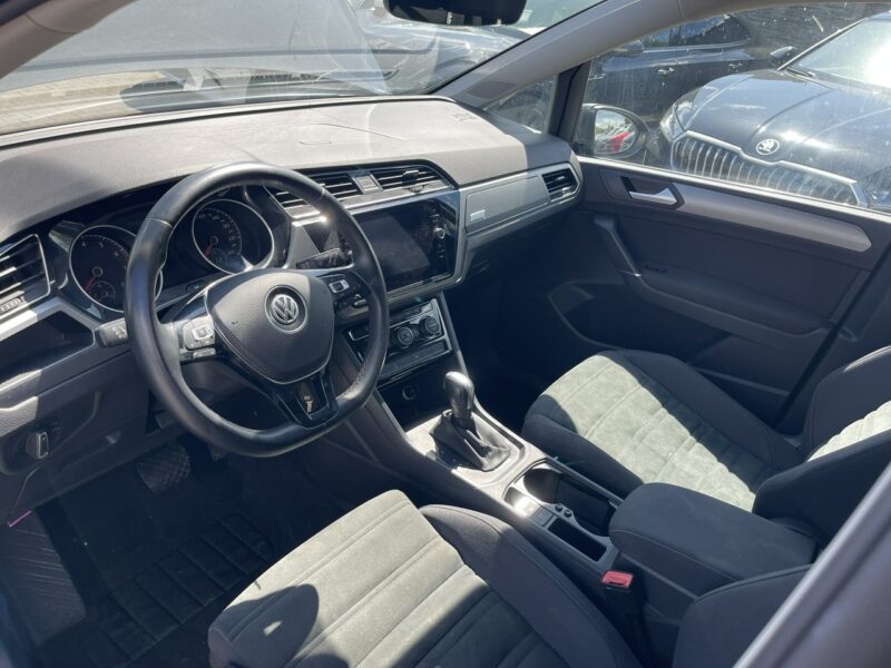 Volkswagen Touran Automat Klimatronik Podgrzewanie Kamera 7osobowy III (2015-)