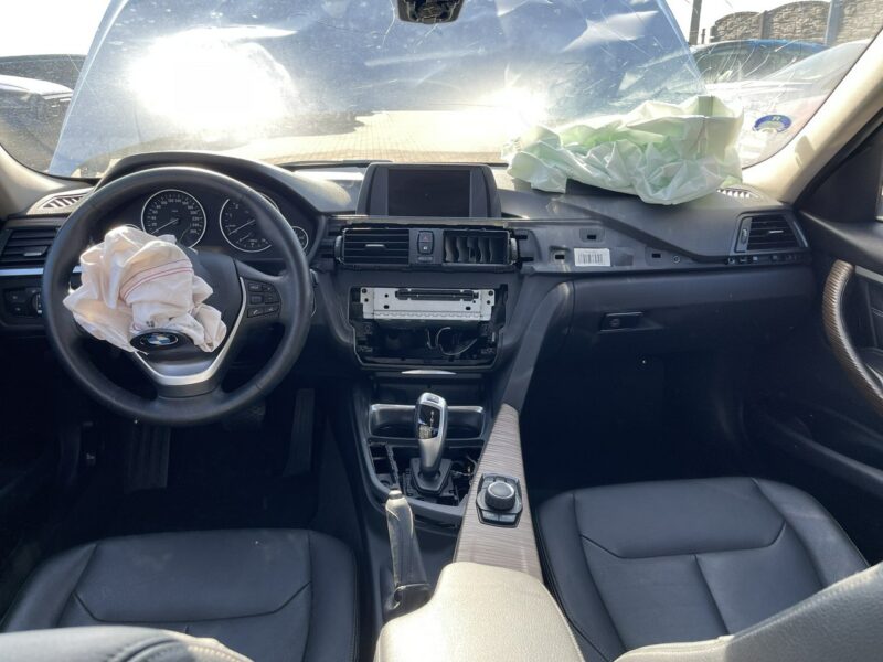 BMW 320 Modern Line Kamera Skóra Xdrive 184KM F30/F31 (2012-)