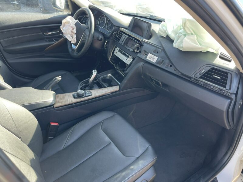 BMW 320 Modern Line Kamera Skóra Xdrive 184KM F30/F31 (2012-)