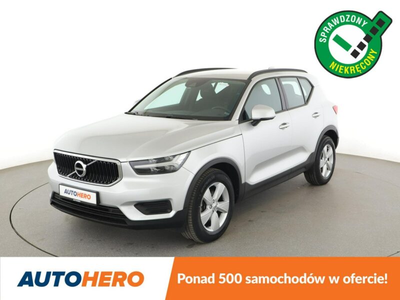 Volvo XC 40 FV23% automat 4x4 PDC navi klima-auto tempomat