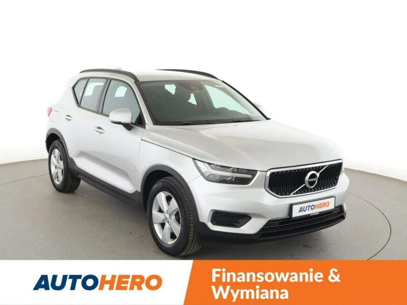 Volvo XC 40 FV23% automat 4x4 PDC navi klima-auto tempomat
