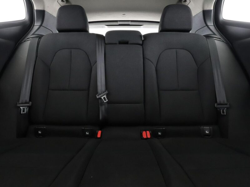Volvo XC 40 FV23% automat 4x4 PDC navi klima-auto tempomat