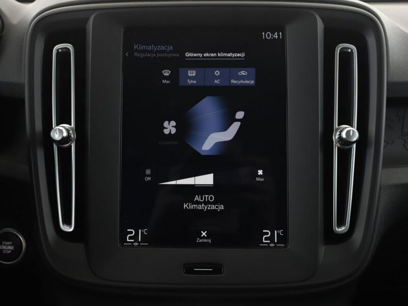 Volvo XC 40 FV23% automat 4x4 PDC navi klima-auto tempomat