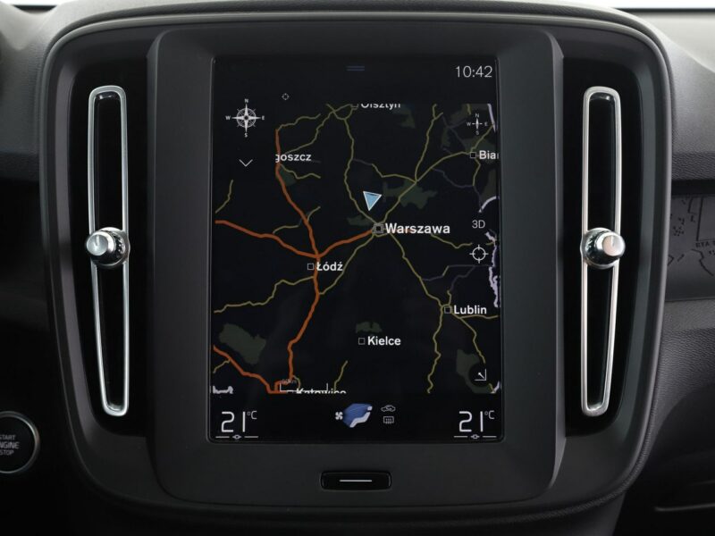 Volvo XC 40 FV23% automat 4x4 PDC navi klima-auto tempomat
