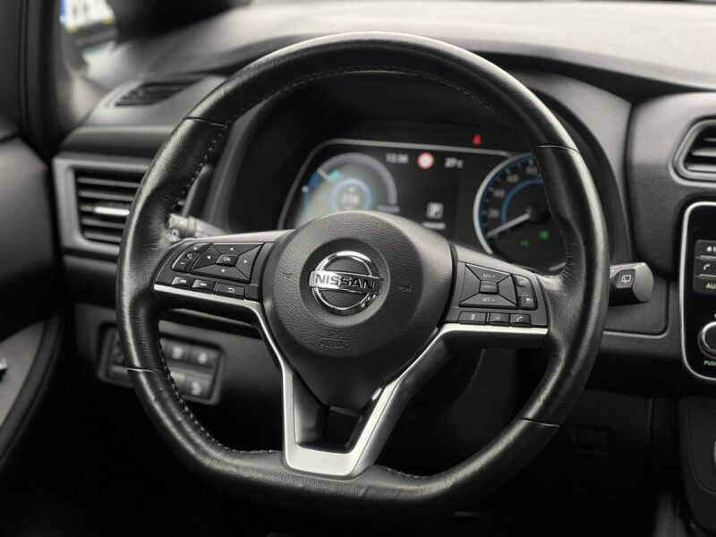 Nissan Leaf Salon Polska Poleasingowy I właściciel Serwis ASO VAT 23% Bezwypadkowy