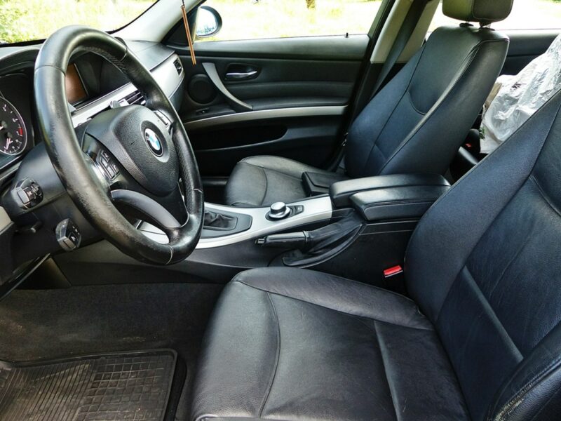 BMW 320 320i*Climatronic*Alu*Navi*Panorama*P.Elektryka*Skóry*2xKoła*Super Stan E90E91E92E93(2005-2012)