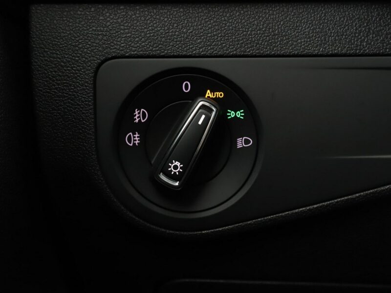 Volkswagen Tiguan navi klima auto kamera i czujniki parkowania II (2016-2024)