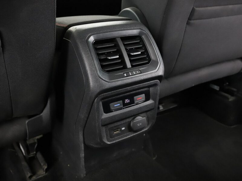 Volkswagen Tiguan navi klima auto kamera i czujniki parkowania II (2016-2024)