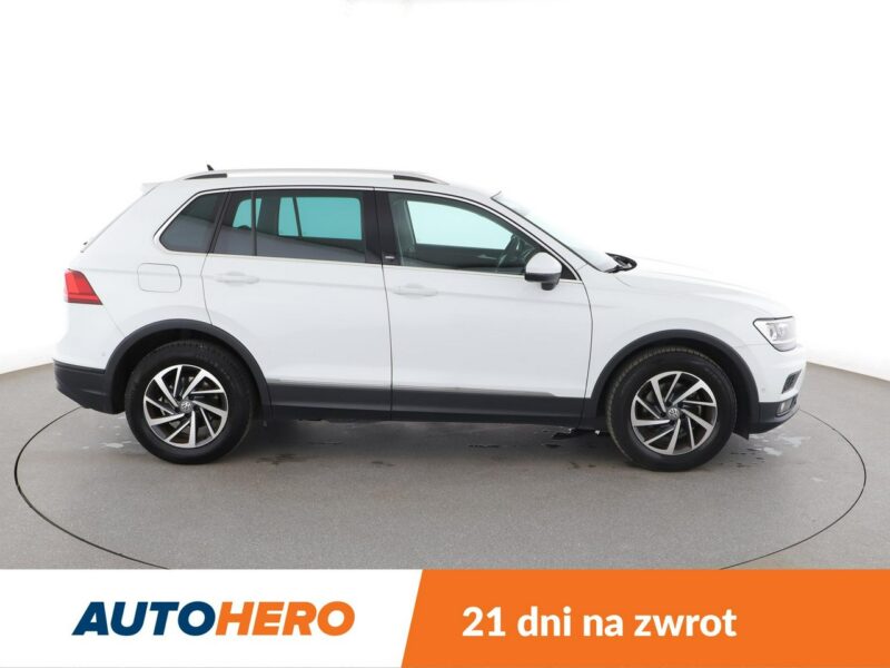 Volkswagen Tiguan navi klima auto kamera i czujniki parkowania II (2016-2024)