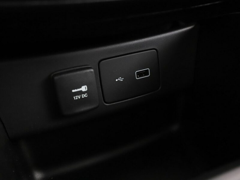Fiat Tipo niski przebieg tempomat PDC klima USB AUX II (2016-)