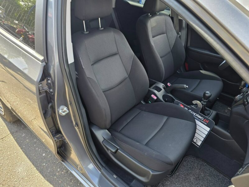 Hyundai i30 1.4 Benzyna 109 KM, Klimatyzacja, Isofix, USB, AUX, Dwa Klucze I (2002-2013)