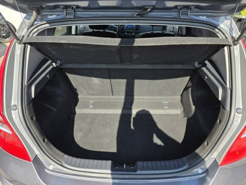 Hyundai i30 1.4 Benzyna 109 KM, Klimatyzacja, Isofix, USB, AUX, Dwa Klucze I (2002-2013)
