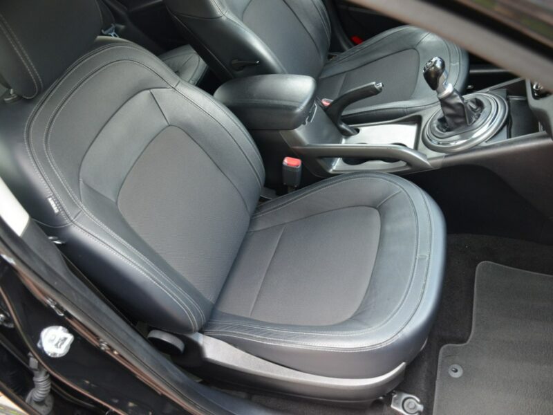 Kia Sportage Czarna Opłacona 1.6GDI 135KM Serwis Skóra Navi Alu Gwarancja III (2010-2015)