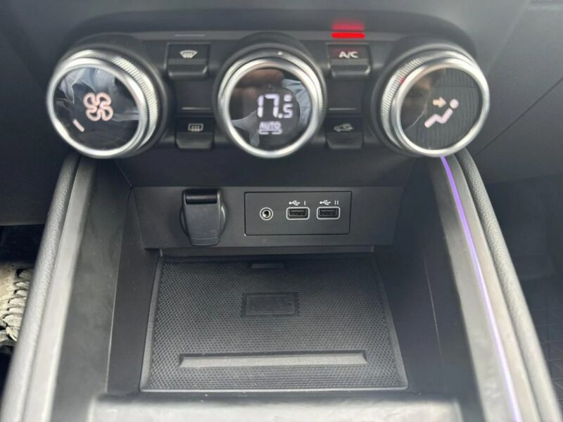 Renault Clio Pierwszy właściciel/ Bezwypadkowy/ Salon Polska/ Serwisowany w ASO/ V (2019-)