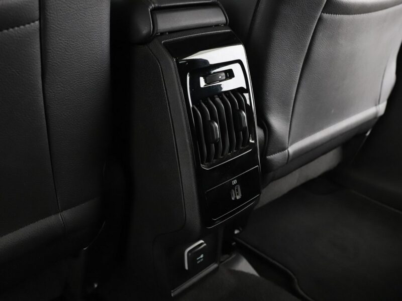 Jeep Compass Night Eagle mHEV automat półskóra PDC tempomat LED II (2016-)