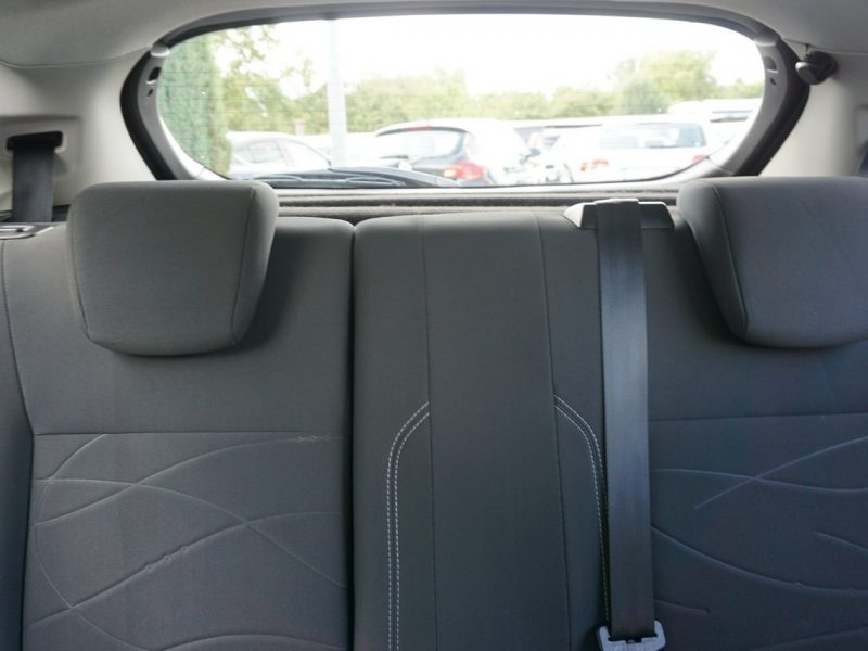 Ford Fiesta z automatyczną skrzynią, z niskim przebiegiem, z roczną gwarancją, Mk7 (2008-)