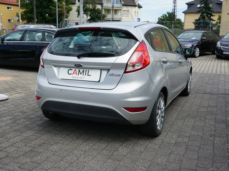 Ford Fiesta z automatyczną skrzynią, z niskim przebiegiem, z roczną gwarancją, Mk7 (2008-)
