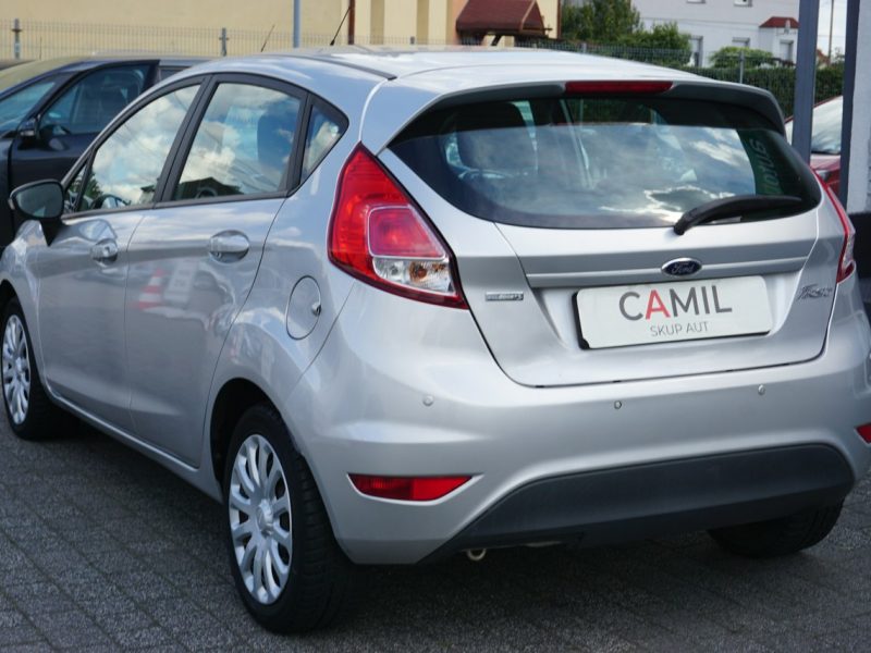 Ford Fiesta z automatyczną skrzynią, z niskim przebiegiem, z roczną gwarancją, Mk7 (2008-)