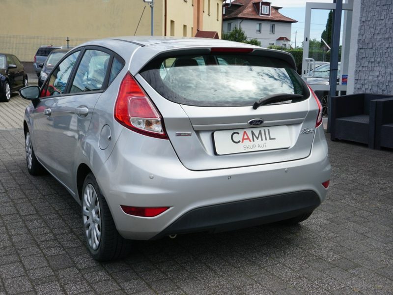 Ford Fiesta z automatyczną skrzynią, z niskim przebiegiem, z roczną gwarancją, Mk7 (2008-)