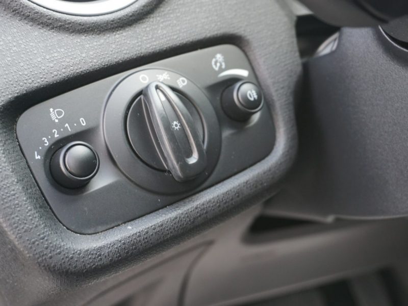 Ford Fiesta z automatyczną skrzynią, z niskim przebiegiem, z roczną gwarancją, Mk7 (2008-)