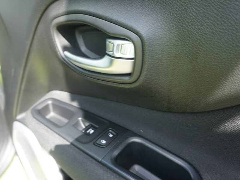 Jeep Renegade polski salon, I rej. kwiecień 2019 r. , niski przebieg I (2014-)