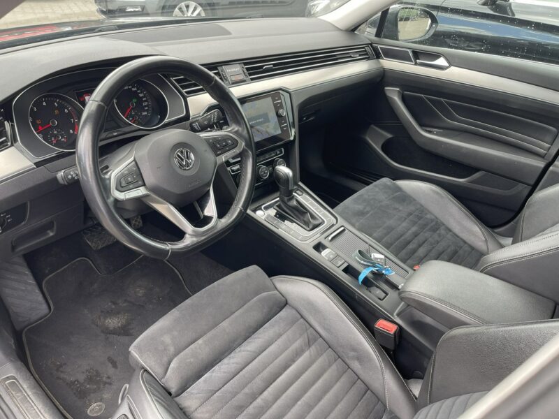 Volkswagen Passat Elegance Podgrzewanie Skóra Tempomat aktywny B8 (2014-2023)