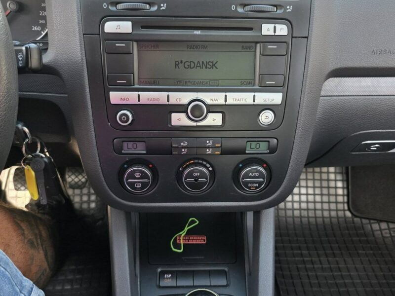 Volkswagen Golf 1.4 Benzyna 102 KM, Klimatyzacja, Alufelgi, Isofix, El. Szyby 2 Klucze V (2003-2008)
