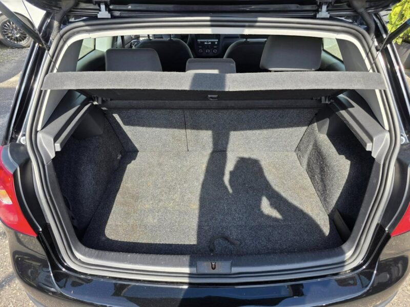 Volkswagen Golf 1.4 Benzyna 102 KM, Klimatyzacja, Alufelgi, Isofix, El. Szyby 2 Klucze V (2003-2008)