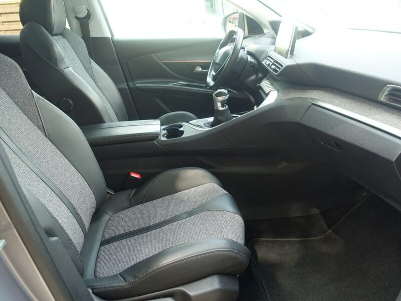 Peugeot 3008 * Fv Marża * Szklany Dach - Bardzo Bogata Opcja * 2.0HDI 150KM * II (2016-)