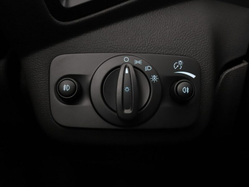 Ford Kuga ST-Line 242KM automat 4x4 Bi-Xenon grzane fotele navi PDC II (2012-)