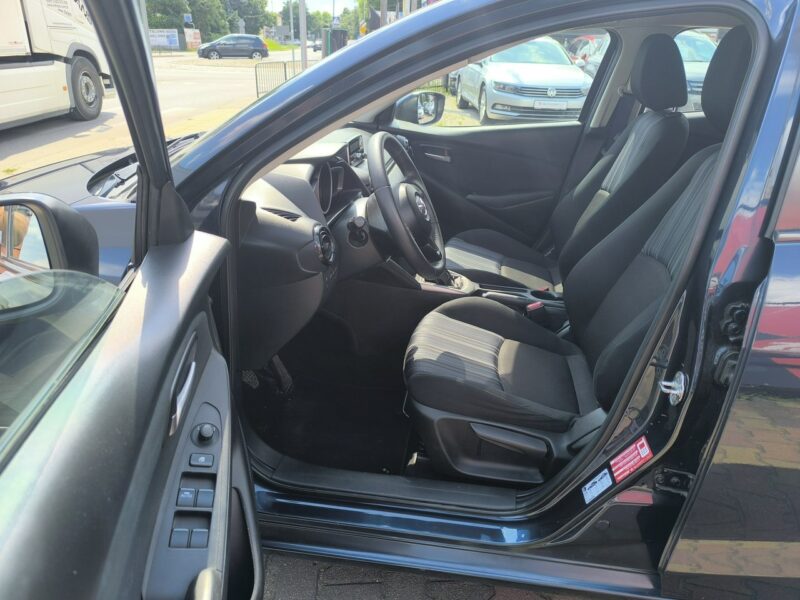 Mazda 2 1.5i SkyActive-G 75KM Klimatyzacja III (2015-)