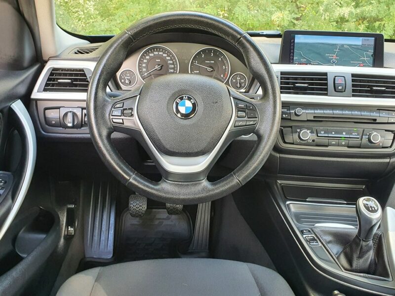 BMW 318 318d 143KM # Duża Navi # Climatronic # PDC # Serwisowana # Super Stan F30/F31 (2012-)