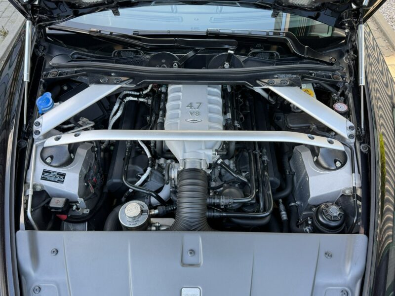 Aston Martin V8 Vantage 4.7 V8. LE Coupe. Bezwypadkowy. Stan Kolekcjonerski. Salon Polska.