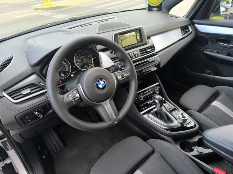 BMW 220 2.0i 198KM Sport Mpakiet F46