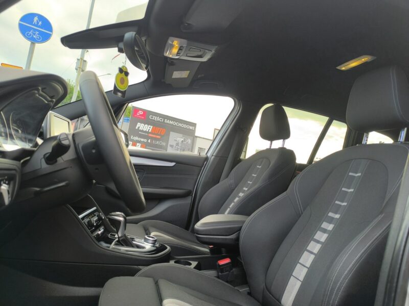BMW 220 2.0i 198KM Sport Mpakiet F46