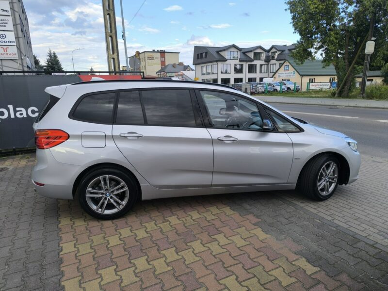 BMW 220 2.0i 198KM Sport Mpakiet F46