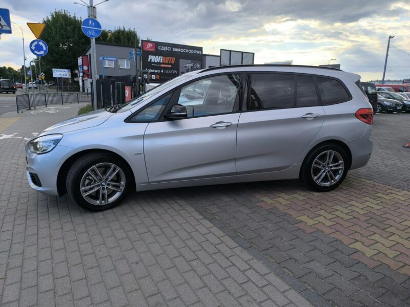 BMW 220 2.0i 198KM Sport Mpakiet F46