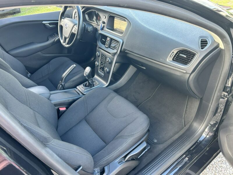 Volvo V40 Super stan II (2012-)