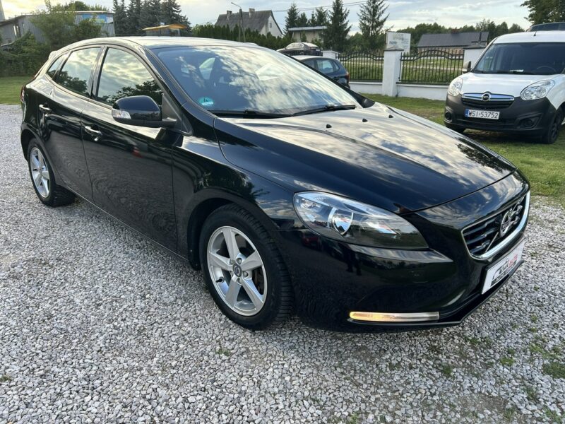 Volvo V40 Super stan II (2012-)