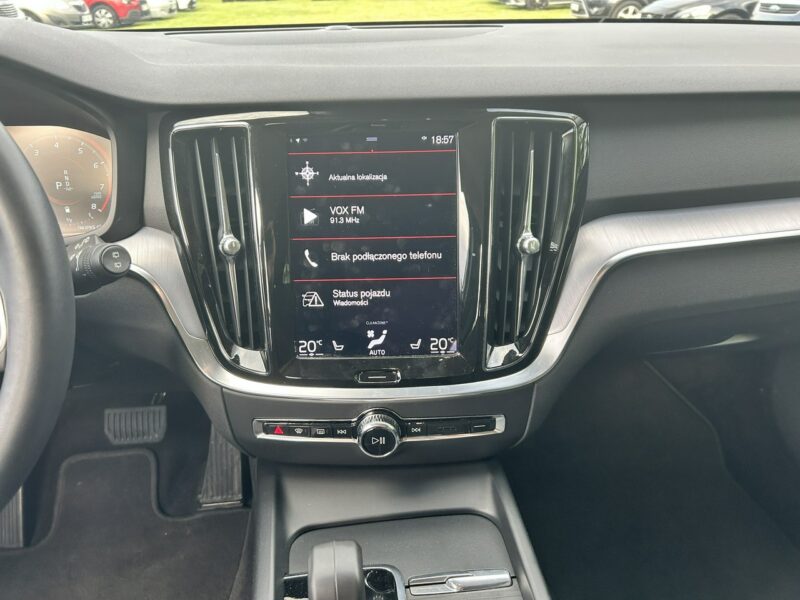 Volvo V60 Super stan Benzyna + Hybryda II (2018-)