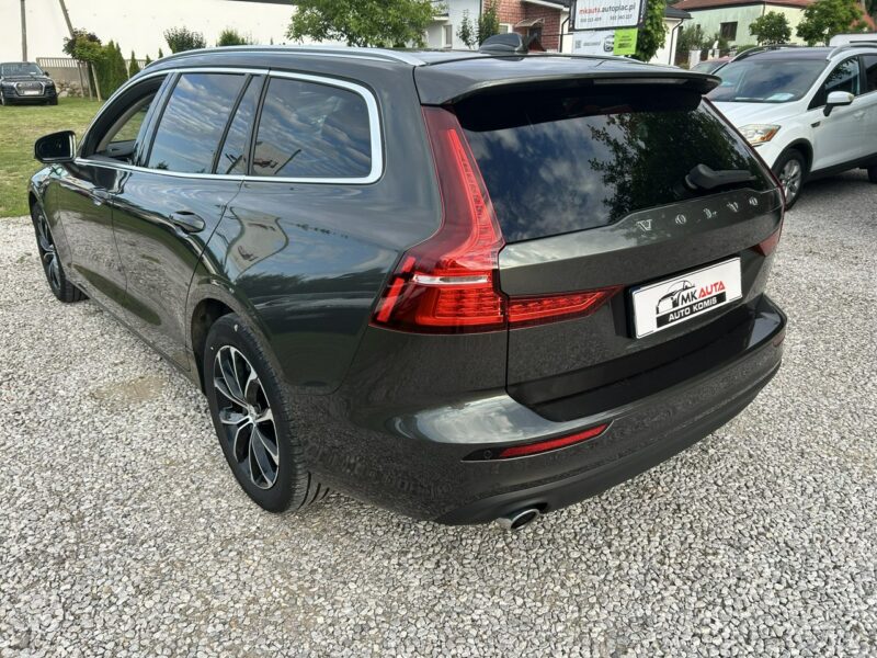 Volvo V60 Super stan Benzyna + Hybryda II (2018-)