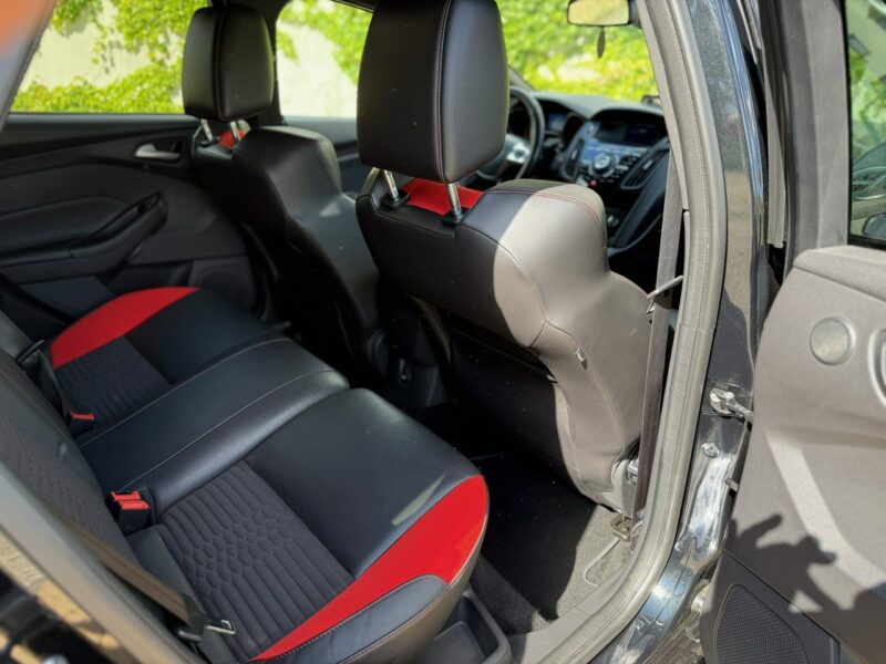 Ford Focus ST 250 Recaro Mk3 (2010-2018)