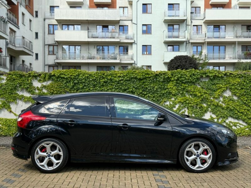 Ford Focus ST 250 Recaro Mk3 (2010-2018)