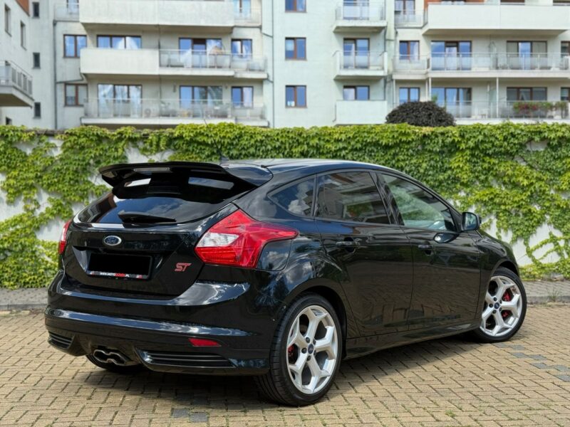 Ford Focus ST 250 Recaro Mk3 (2010-2018)