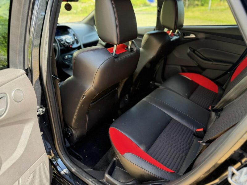 Ford Focus ST 250 Recaro Mk3 (2010-2018)