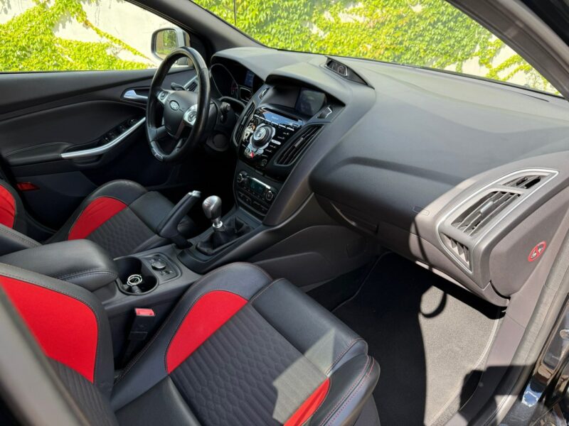 Ford Focus ST 250 Recaro Mk3 (2010-2018)