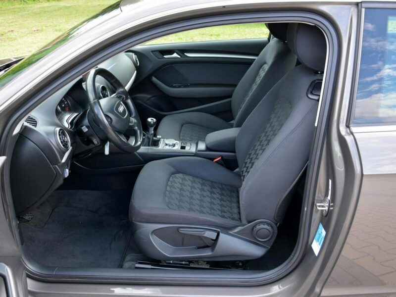 Audi A3 1.6TDI(105KM) bi-xenon Ledy Navi Parktronic Klimatronik Alu16" 8V (2012-)