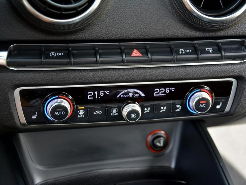 Audi A3 1.6TDI(105KM) bi-xenon Ledy Navi Parktronic Klimatronik Alu16" 8V (2012-)